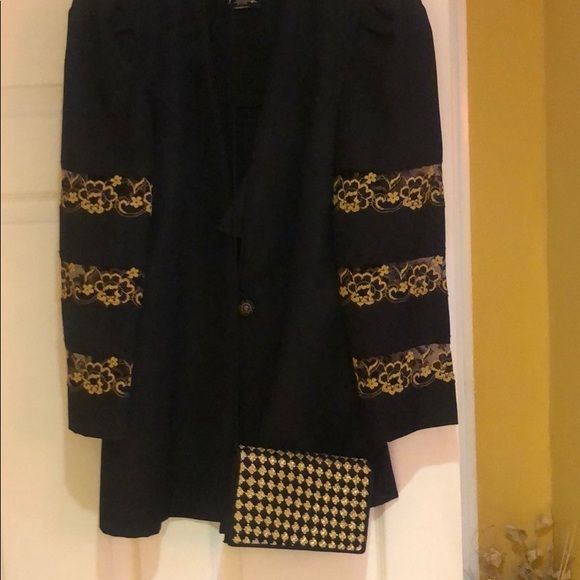 Jacket and matching purse , like new condition - Picture 2 of 9